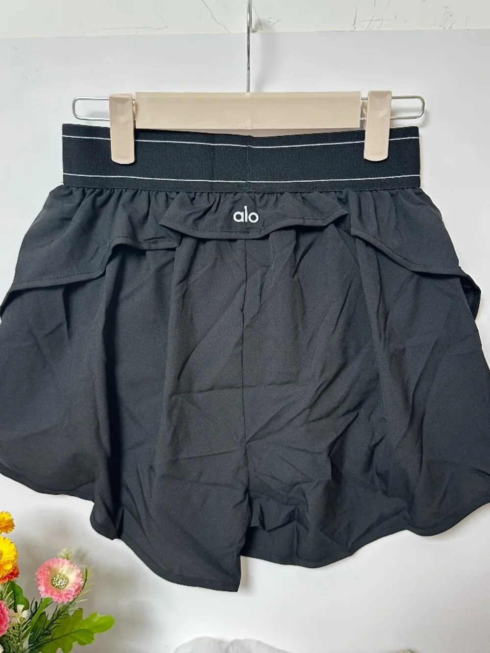 ALO Black Athletic Shorts / Yoga Shorts — Size M